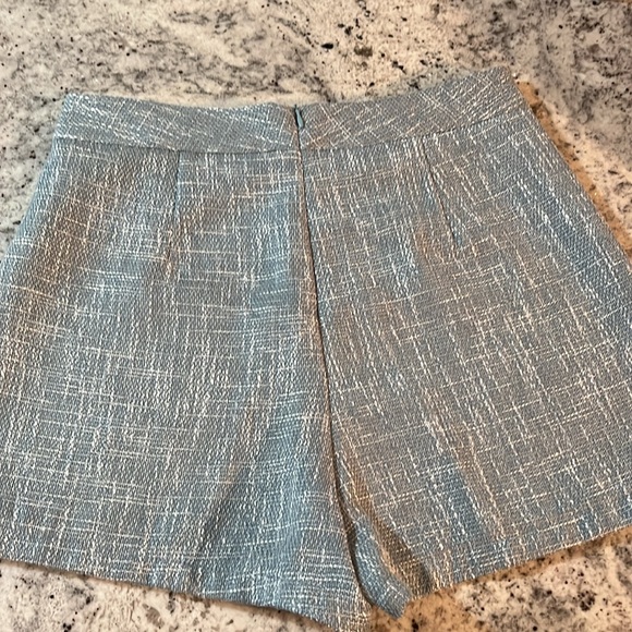 Shorts 😍 - Picture 3 of 3